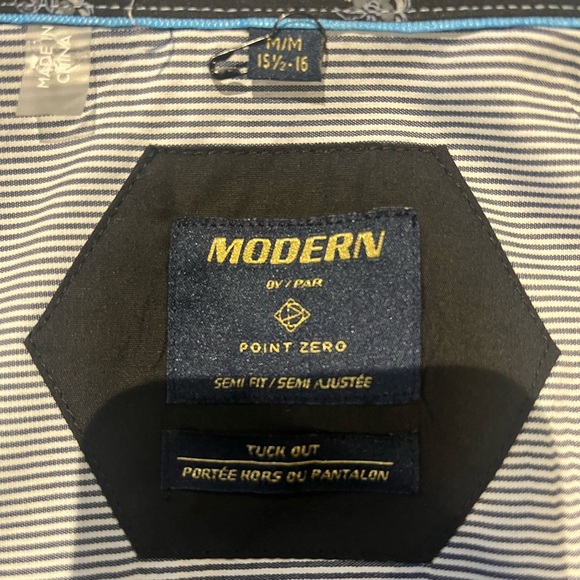 Men’s button down shirt - Picture 3 of 7